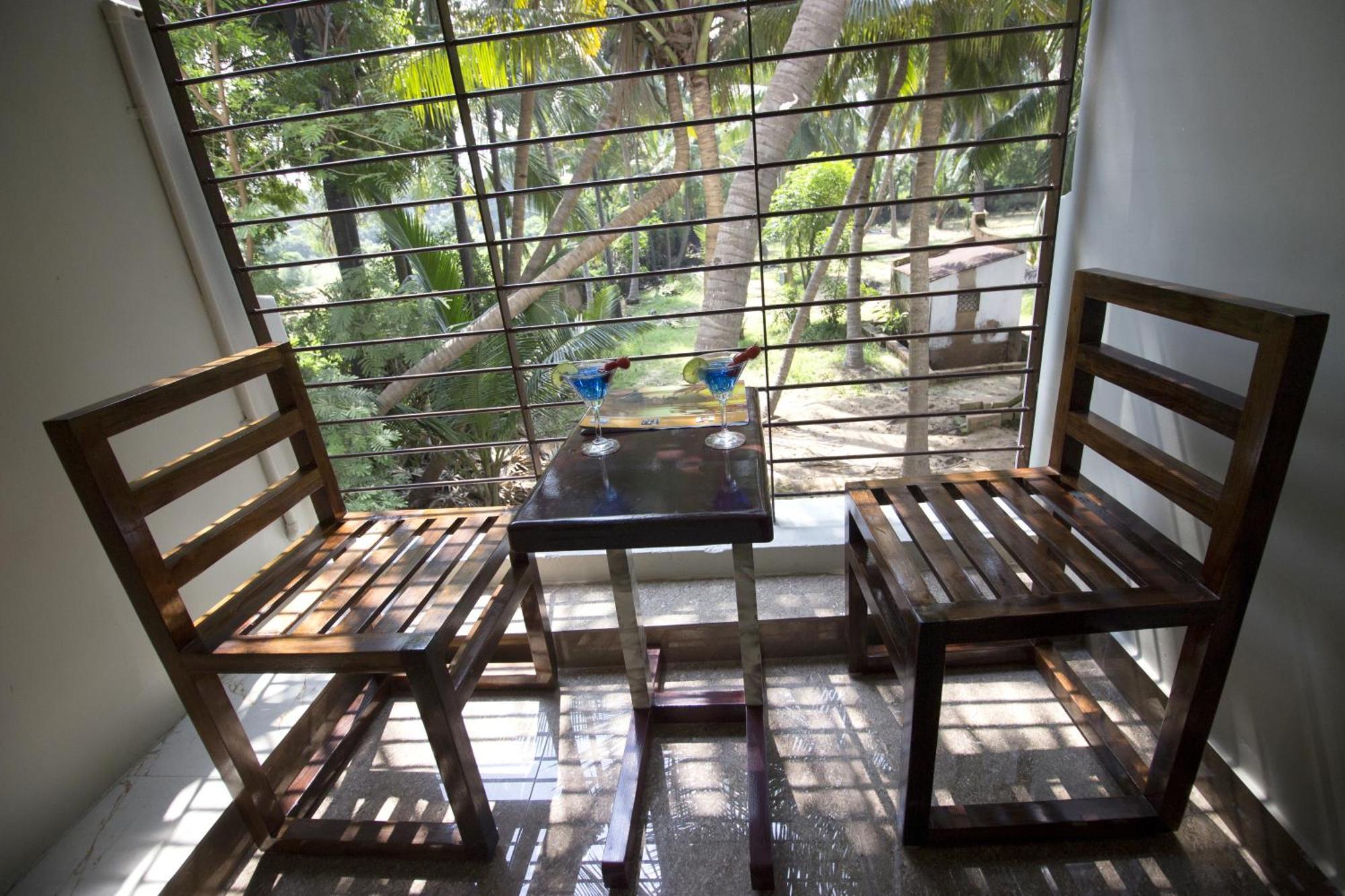 Serenity Sands Beach Resort Puducherry Exterior foto
